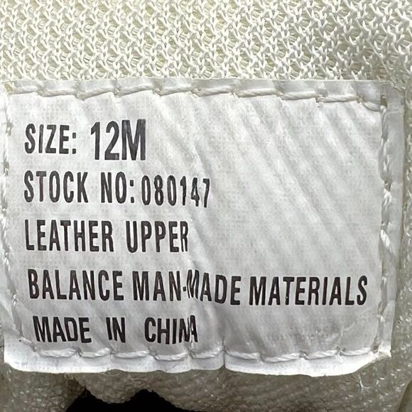 GBX Flow Dress Sneaker - Picture 8 of 9